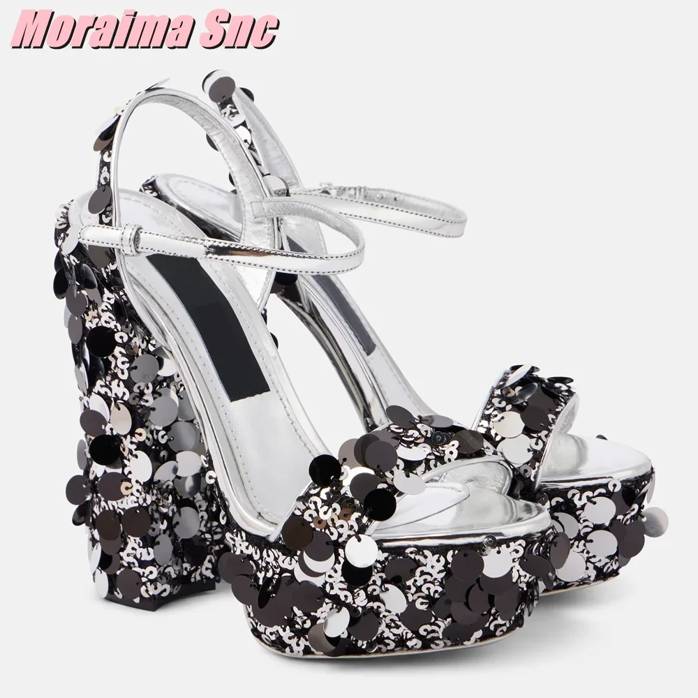Glanzende plateau sandalen met - Women'S Fashion For Summer 2025 recensie en prijs