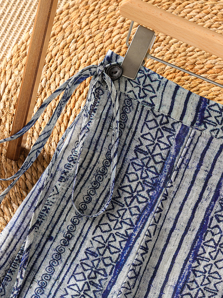 Blauw-witte porseleindruk A-li - A-Line Skirt Midi recensie en prijs