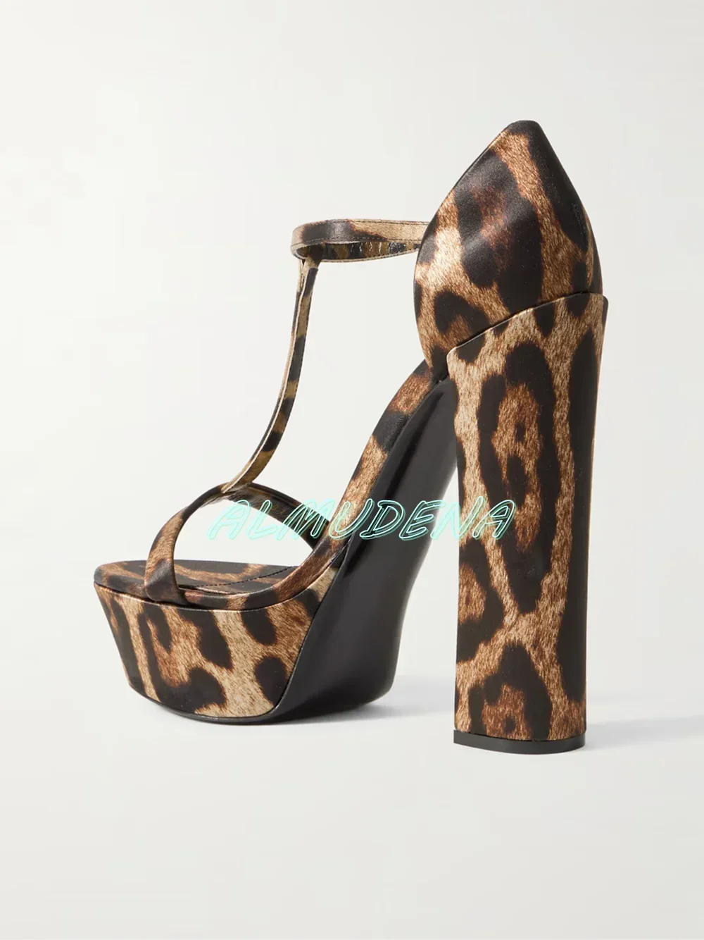 Glanzende luipaardprint satijn - Women'S Fashion For Summer 2025 recensie en prijs